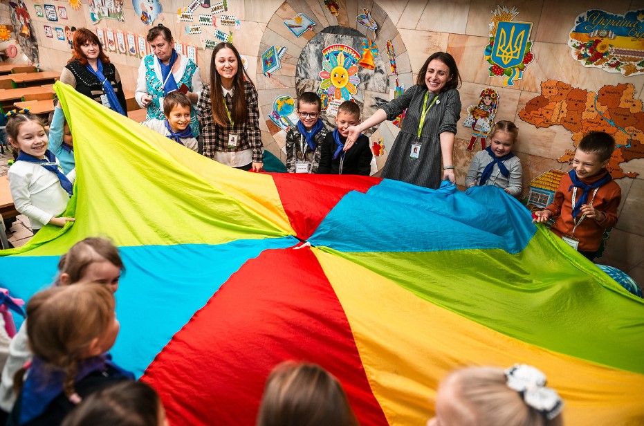 Psychologists Olha Zinovieva and Alina Symonenko conduct a session at the Kharkiv Metro School for Ukrainian refugees, focusing on emotional well-being and trauma coping strategies for the young learners. The Russian invasion of Ukraine began in February 2022. © Antti Yrjönen/Finn Church Aid. Used with permission.