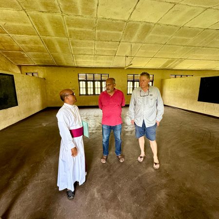 ABM pilgrims recently visited the building in Kurunegala (Central West Sri Lanka) that will be refurbished as a school for the children of impoverished tea-planters. © Simolyn Delgado/ABM.