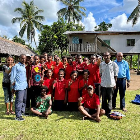 Adult Literacy School at Togaho, Popondota Diocese, Papua New Guine. © Kate Winney/ABM.